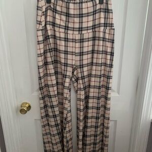 Chic Plaid Wide Leg Pants in Cream and Black